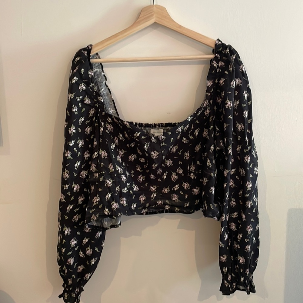 Floral Cropped ‘Peasant’ Style Top with Puff Sleeves